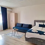 Apartman M&A