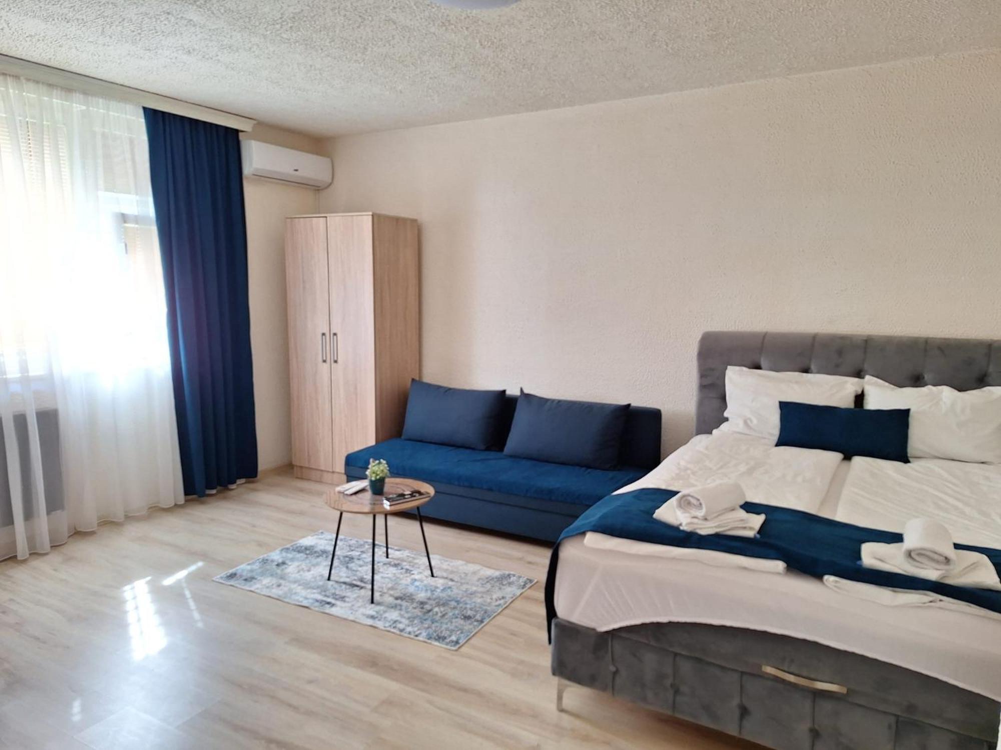 Apartment M&a *