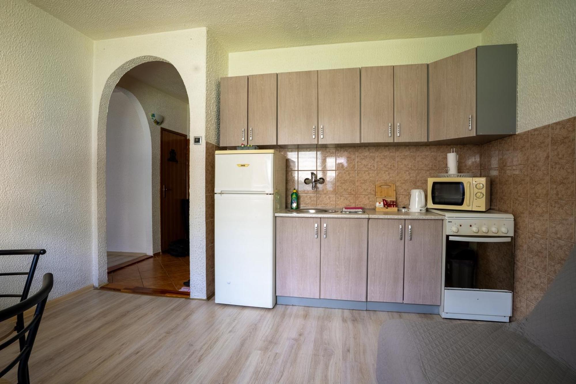 M&a Apartment *